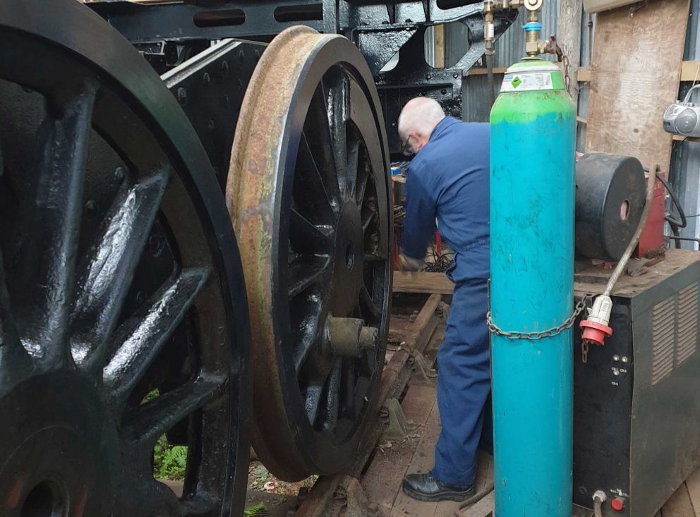 Barry Bradford wheel cleaning - first working day