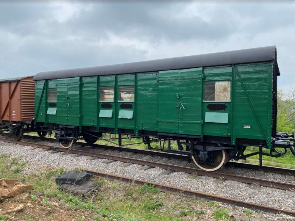 PMW looking very smart after its repaint. Just the signwriting remaining.