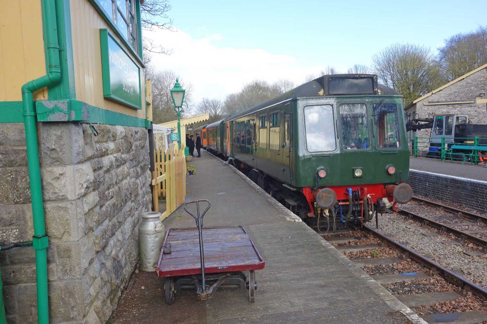 Class 107 DMU Up Platform at Midsomer Norton 24 03 24