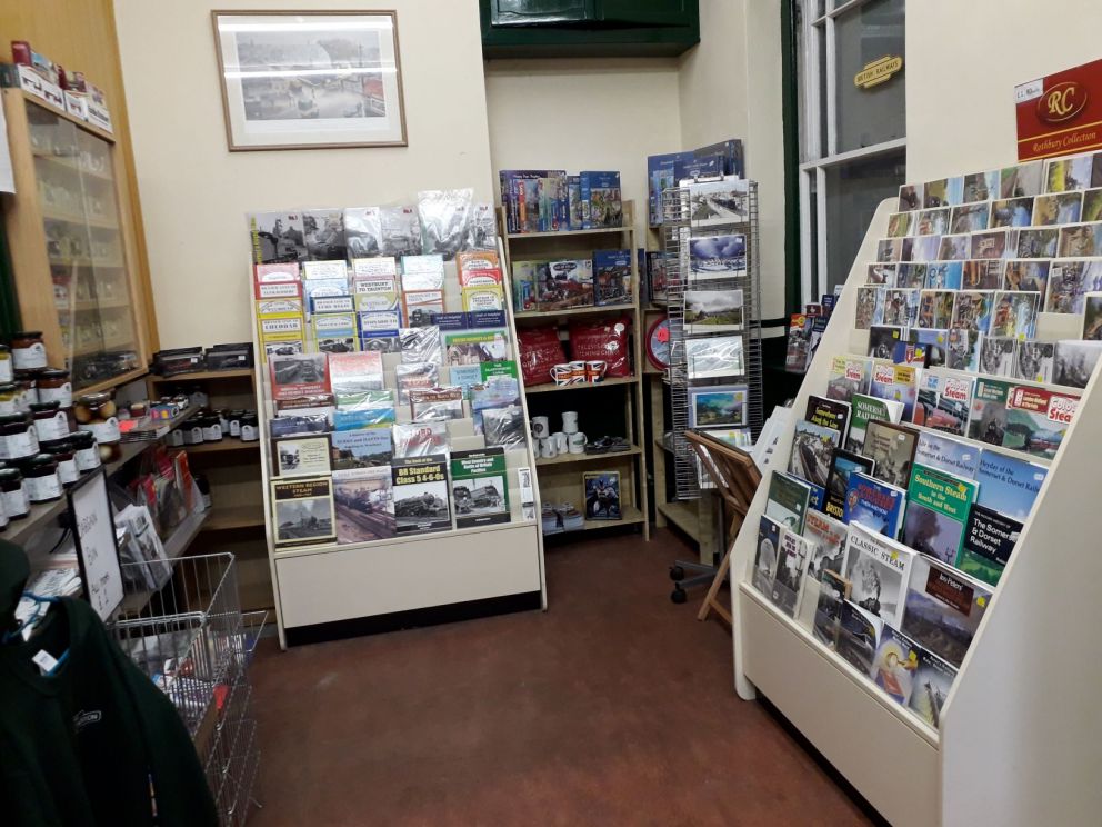 Shop Display ticket off end